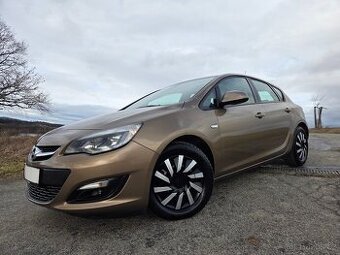 Opel Astra HATCHBACK - 2.ONAFTA - KUP ČR - 174tis