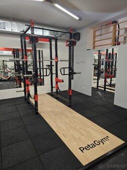 Dřepovací klec s platformou - nová posilovací klec