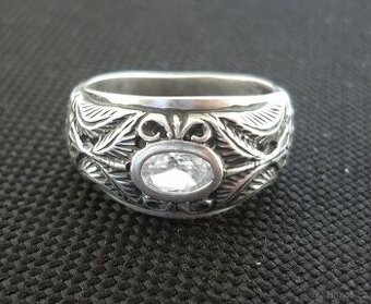 Dámský stříbrný prsten, punc 925