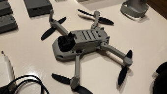 Dron DJI Mini 2 Fly More Combo