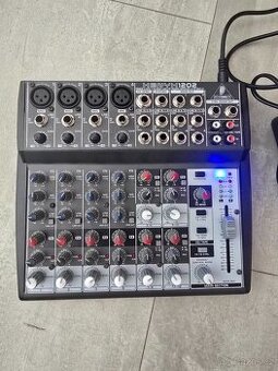 Mixážní pult Behringer Xenyx 1202 – analog (4x mic, phantom)