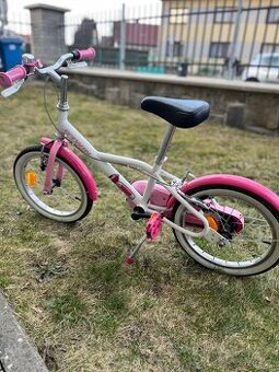 Dívčí kolo vel.16