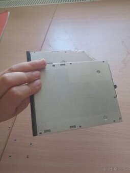 CD přehrávač do notebooku