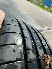 Sada letních pneumatik 235/45 r18 goodyear