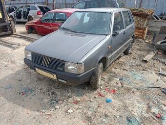 Fiat Uno - Soubor náhradních dílů