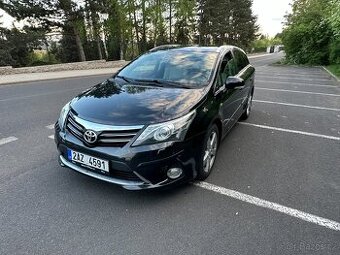 Toyota Avensis 2,2 D-CAT , kombi