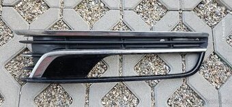 Mřížka do předního nárazníku Passat b7