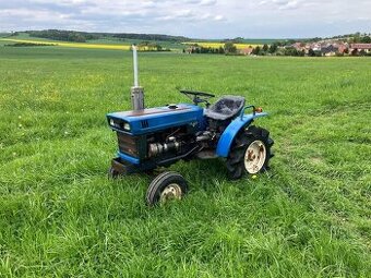 JAPONSKÝ MALOTRAKTOR ISEKI TX1000