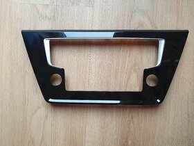 rámeček rádia VW Touran 5T1 - piano black