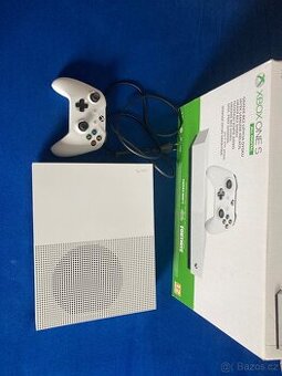 XBOX ONE S    1TB