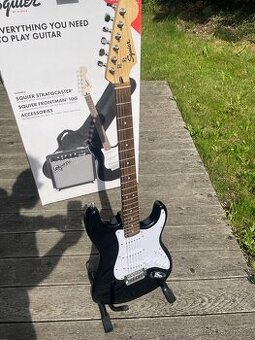 Fender Squier Stratocaster Pack LRL BK