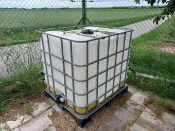 Nádrž na vodu 1000l, ibc kontejner