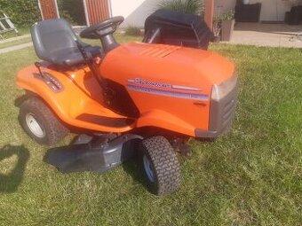 Zahradní traktor, Husqvarna LT 135
