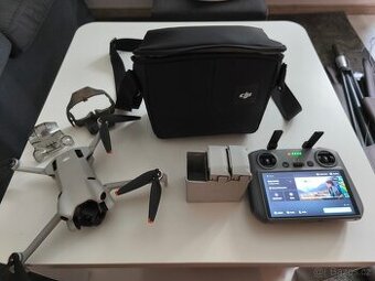 DJI Mini 4 pro - Fly more combo