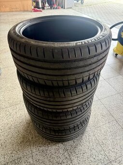 Sada Michelin PilotSport 4S 225/40 R18