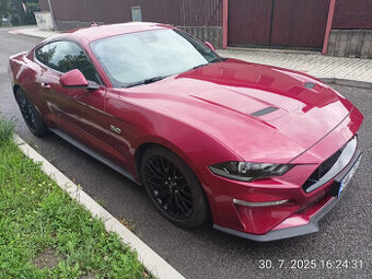Ford Mustang 5.0 GT, nový v ČR 9/22, v záruce do 9/27