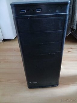 i5 9400F, RX 580 4GB, 16GB