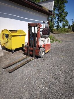 VZV Desta 2,5m zdvih 1250kg nosnost.