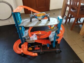 Hotwheels Ultimate Žralok