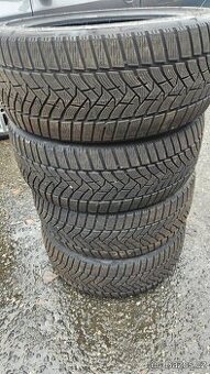 Sada zimních pneu rozměr 225/45/18 značka dunlop