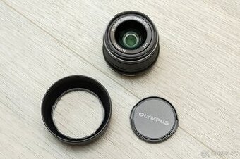 Objektiv Olympus M.ZUIKO Digital 25 mm f/1.8