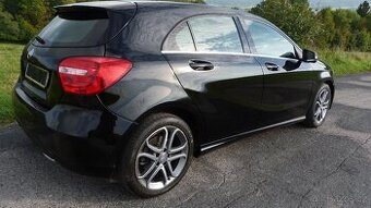 Mercedes-Benz A180 benzín r.v. 2014, nájezd 127 tis.km