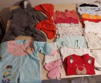 Balík oblečení holka 6-12 m.