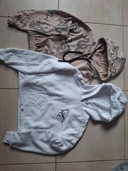 Mikiny 3 ks, cca 12-13 let