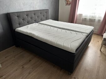 Prodám manželskou postel ADRIANA a matracemi WELLPUR