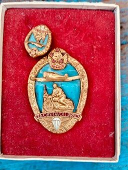 Odznaky Svazarm očíslované