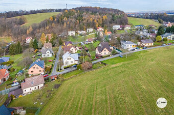 Stavební pozemek o výměře 1044 m2 v obci Skalice