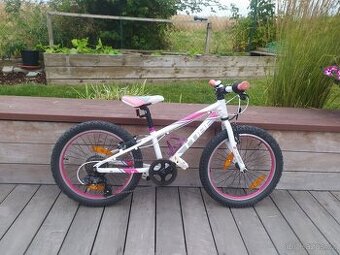 Horské kolo Cube 20