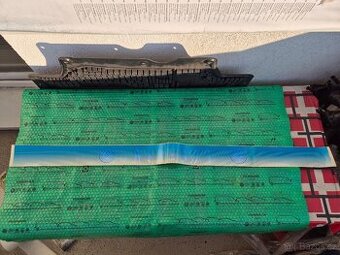 Škoda Felicia dobová nálepka modrá metalíza