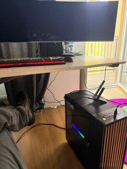 Herní PC, RYZEN 7 5800X3D, RAM 2x 64G 3,2 GHz, 8TB SSD