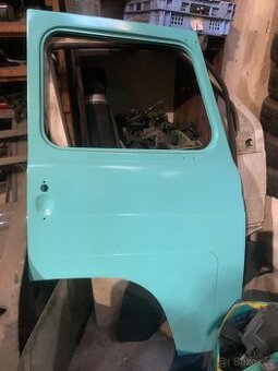 Pravé dveře Avia A15, A20, A21, A30, A31, A75