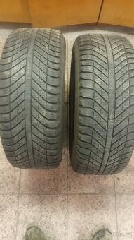 Prodám celoroční pneu GOOD YEAR Vector 4 seasons 235/55 R17