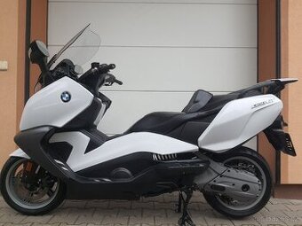 BMW C 650 GT - 1. MAJITEL 99.000,- Kč