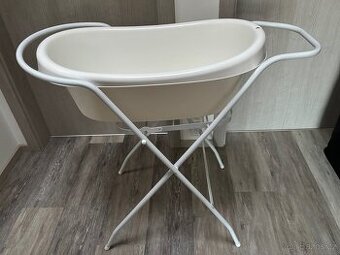 Vanička (IKEA) + stojan