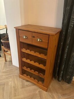 Komoda na lahve 900,-Kč