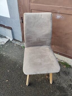 Jídelní židle polstrovaná