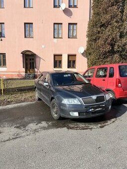 Škoda Octavia II 2.0 TDI (2008)