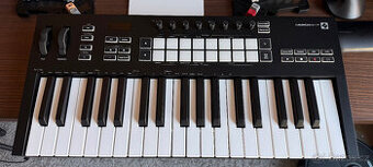 Novation LaunchKey 37 MK3