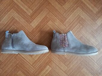 Dámské kožené boty vel. 38  značka MiniBoden nové