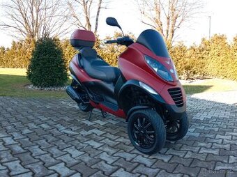 Piaggio MP3 250 Řidičák B
