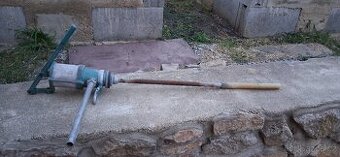 Ruční pumpa na sudy