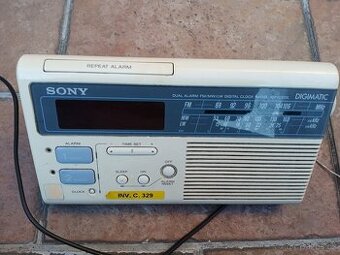 Radiobudik Sony.