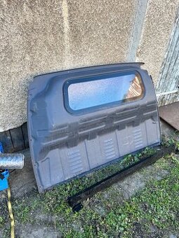 Mercedes Vito w447 - dělící příčka s oknem + příslušenství