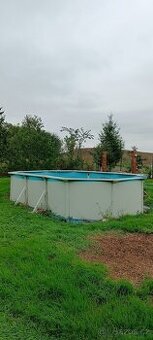 Prodám oválný plechový bazén 5,5 x 3,7 m (objem cca