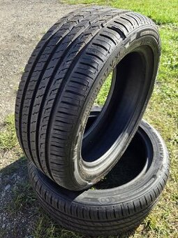 2ks téměř nových letních pneu Barum 205/50/17 93V