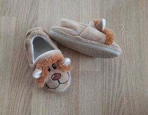 Dětské bačkory - lev, č. 29